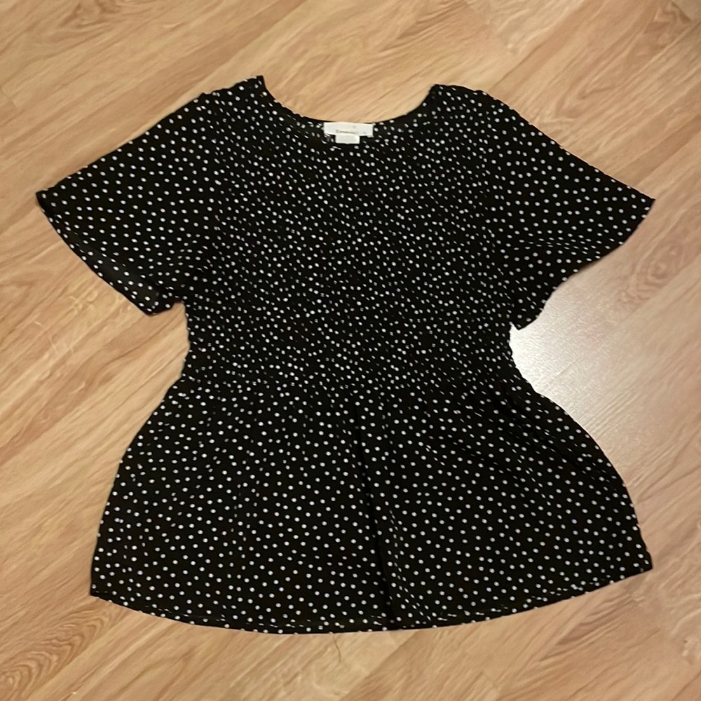 Urban Romantics Black Top!